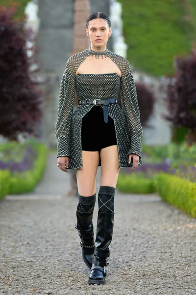 Look 68